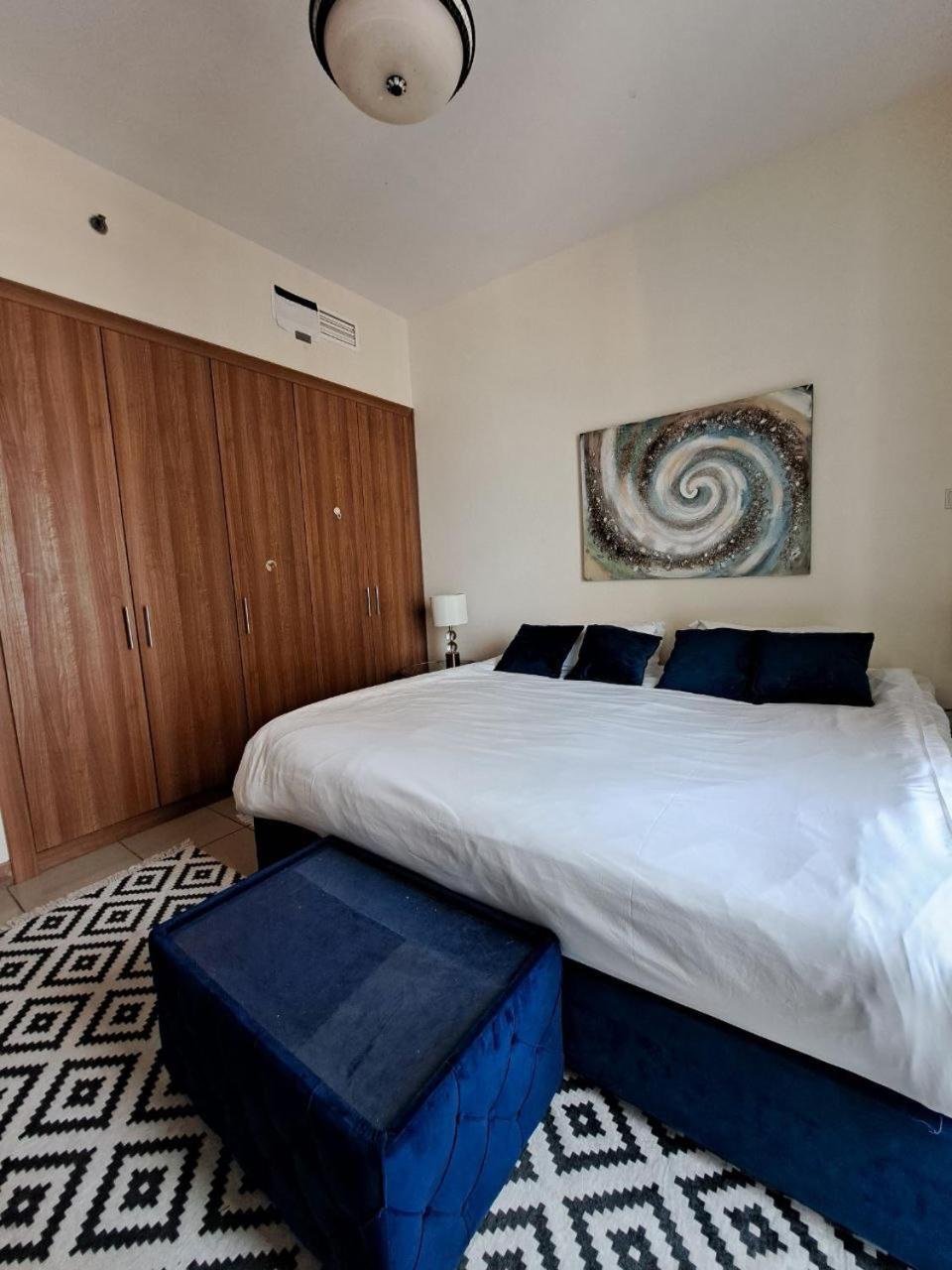 Serenity Paradise 3BR in Marina Dubai Exterior foto