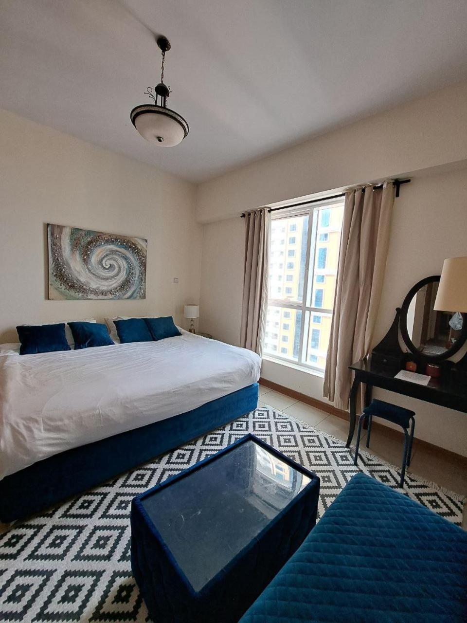 Serenity Paradise 3BR in Marina Dubai Exterior foto